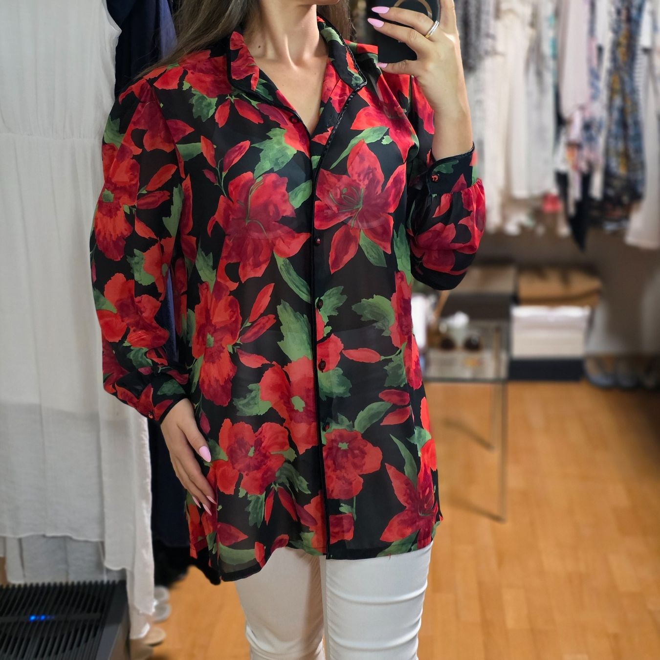 Camicette: Vintage Blumenbluse DELMOD INTERNATIONAL Größe 44 – Usato da Wald ZH venduto da CapLux