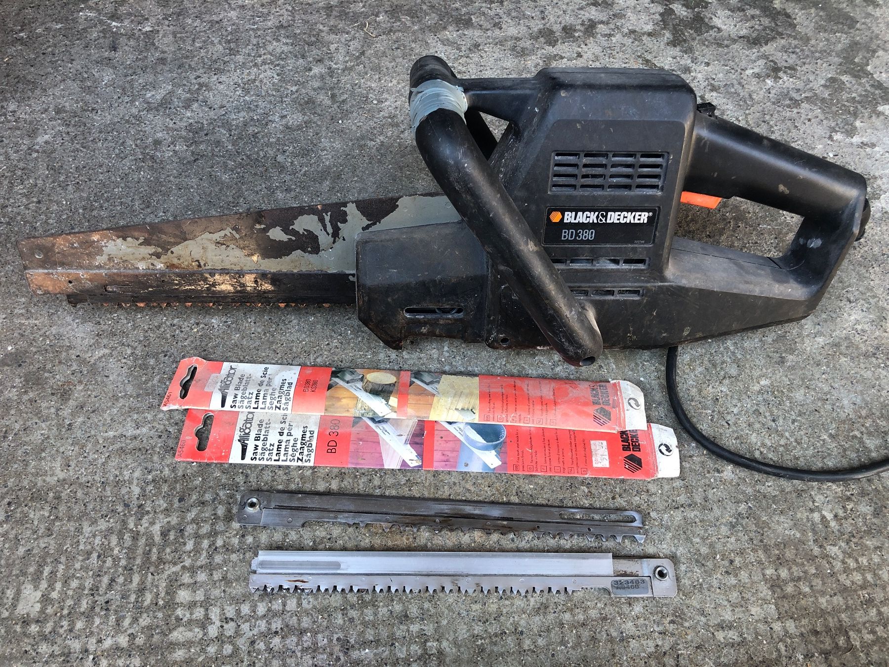 Scies: Scie Black&Decker BD 380 – D'occasion à Chénens par Touta1franc