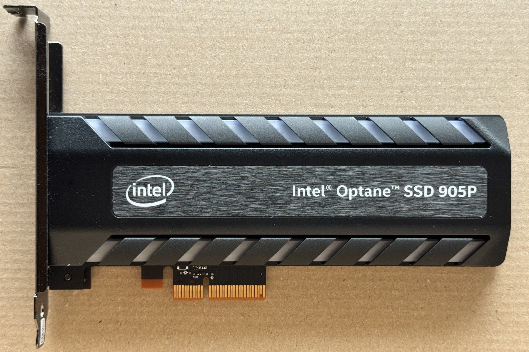 Intel Harddisks: Intel Optane SSD 905P 960GB – Gebraucht aus Meilen von speedliq