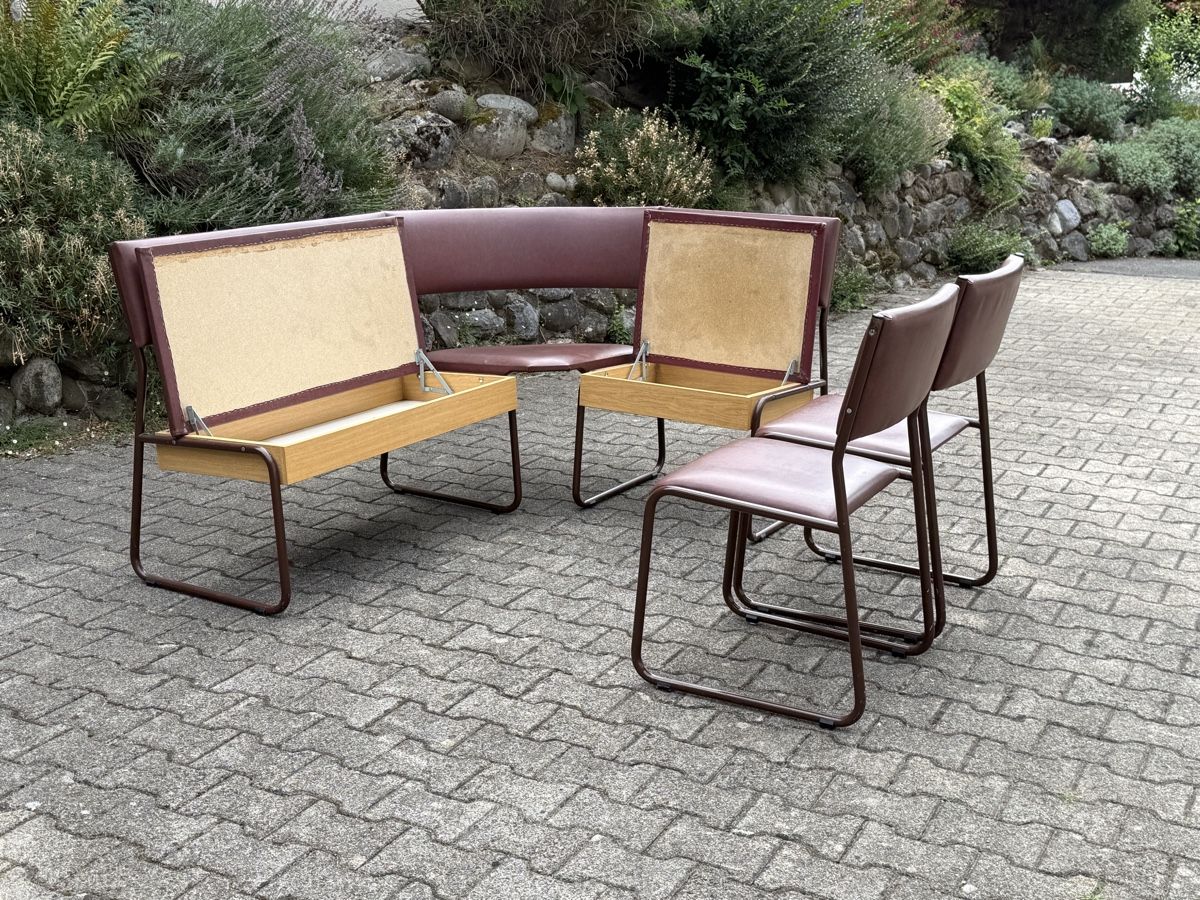 Panchine: Mega coole Retro-Eckbank mit 2 Stühlen  – Usato da Gränichen venduto da Sisasug1980 1