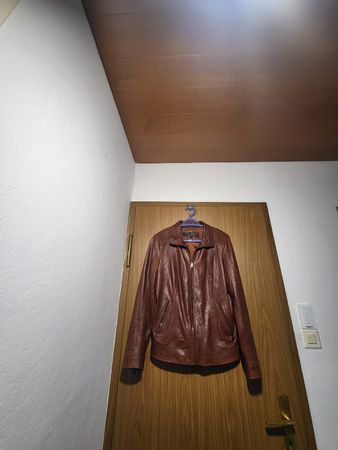 Veste en cuir Trendzone taille 42, parfait pour l'automne!