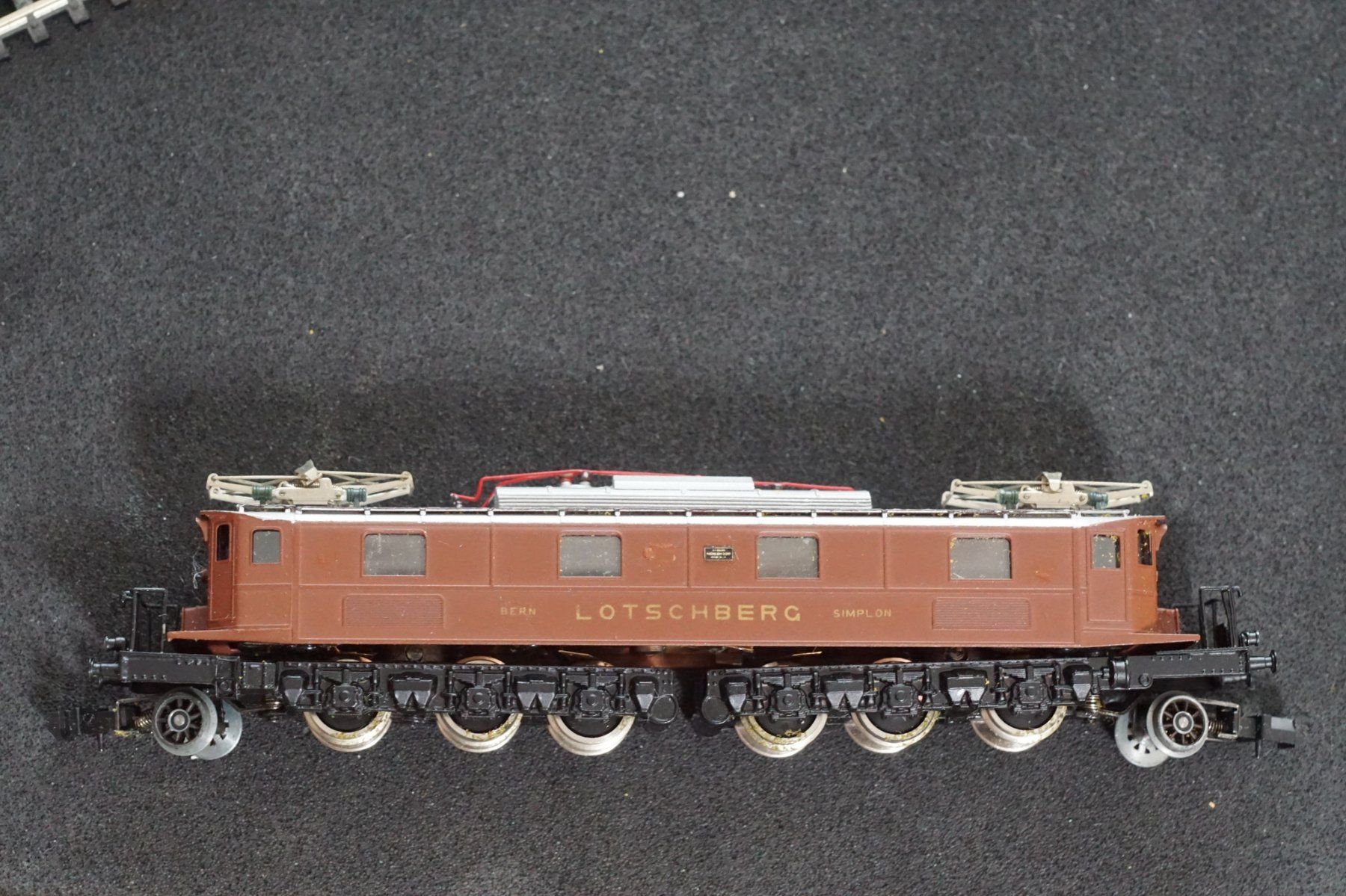 Metropolitan Modellini di ferrovie: Metropolitan Ae 6/8 BLS braun Nr. 204 – Usato da Gränichen venduto da iknow 4