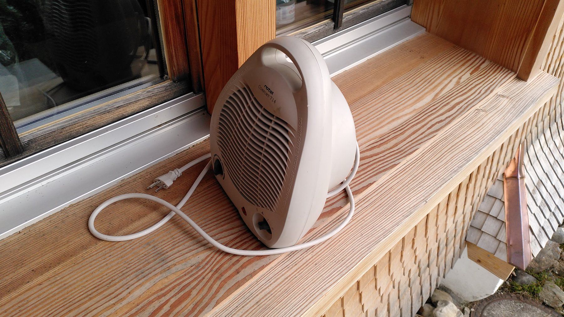 Rotel Radiatori: Heizlüfter Rotel "Comfort 714" – Usato da Wettingen venduto da soluna03 1