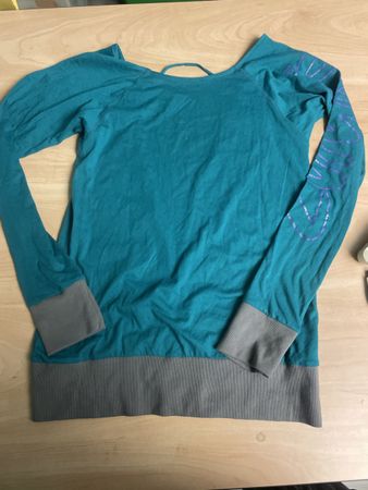 Neues Zumba Fitness Shirt Gr. M Top Sport Frauen Rückenfrei