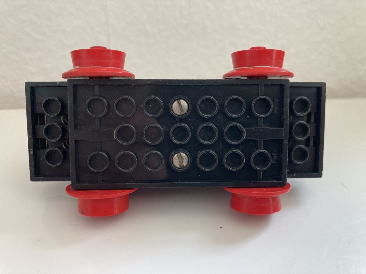 Lego Spielzeuge: LEGO Eisenbahn Antriebsblock 4V – Gebraucht aus Rombach von polymerase01 2