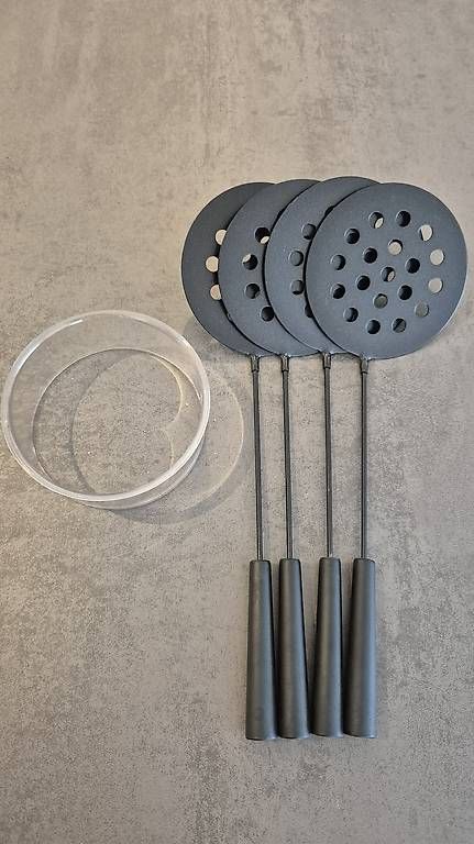 Padelle: 4 Pizza-Pfännchen – Usato da Sevelen venduto da SSinaWWieland