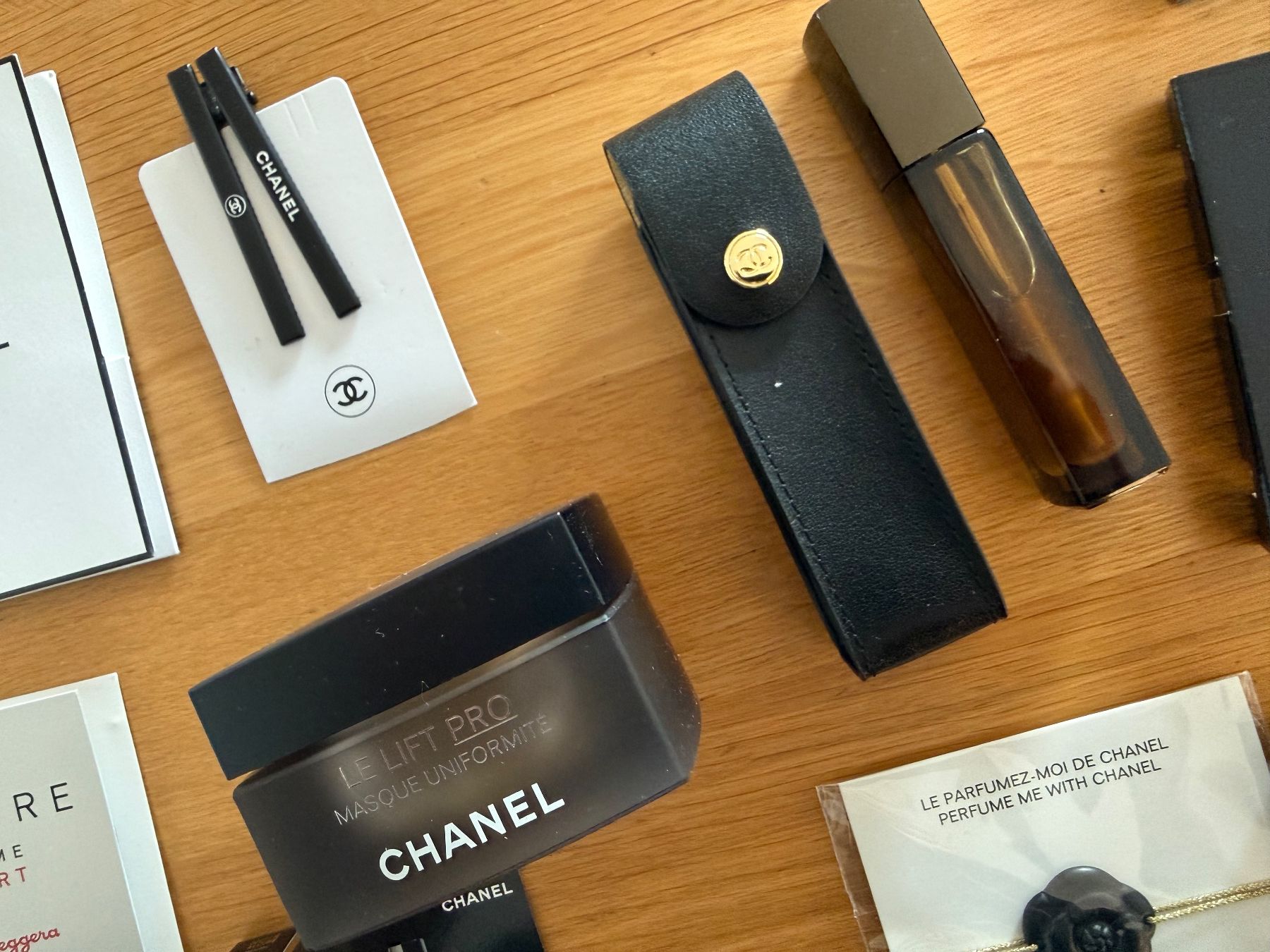 Chanel Profumi & Eau de Toilette: CHANEL Beauty Set – Nuovo (secondo la descrizione) da Basel venduto da Rouge. 5