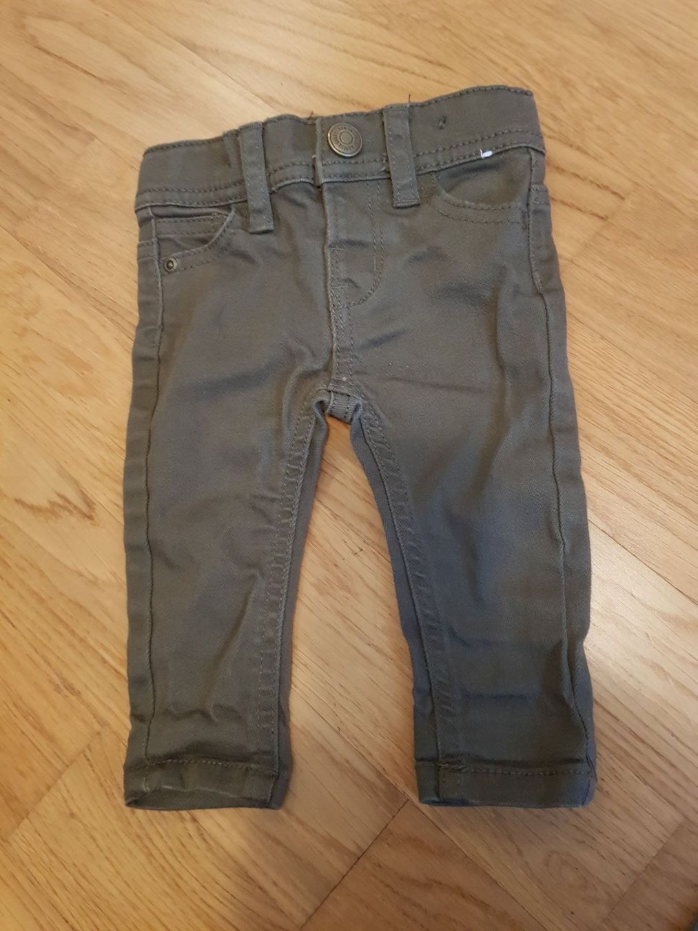 Pantaloni: 3 Jeanshosen Gr. 62 – Usato da Lupfig venduto da Nanda89 1
