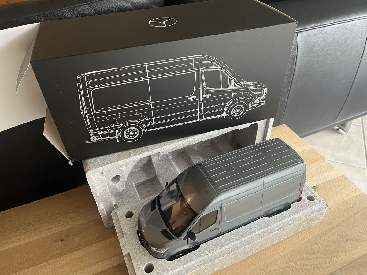 Norev Modellini d'auto: Mercedes-Benz Sprinter 1/18 Norev – Nuovo e nell'imballaggio originale da Léchelles venduto da Mlinspiration 8