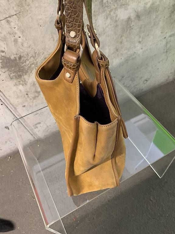 Longchamp Sacs femmes: Äusserst gepflegte Original Longchamp Ledertasche – D'occasion à Rothrist par Oddymanliane 2