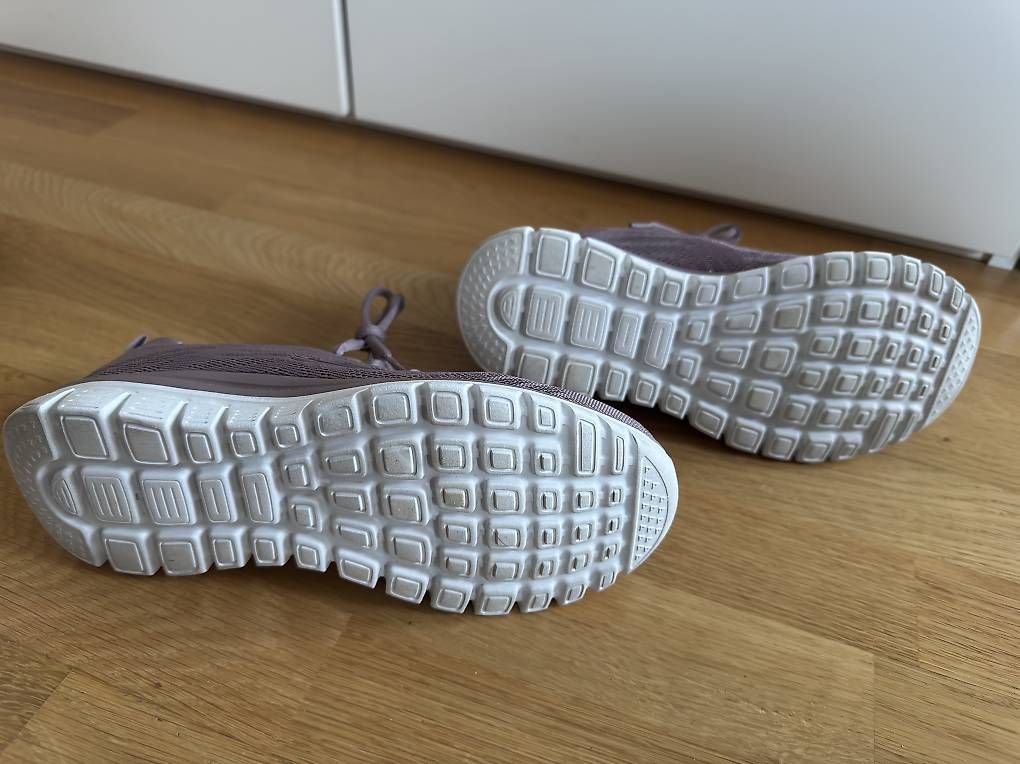 Skechers Scarpe da donna: Skechers Graceful - Get Connected (37) – Usato da Bern venduto da cpiller01 2