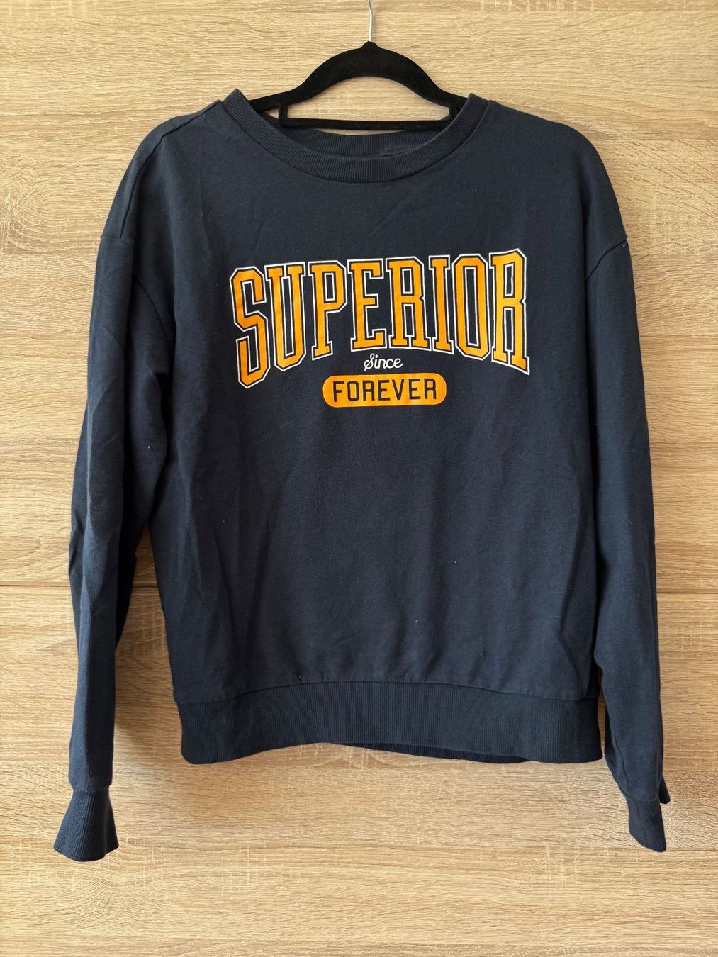 H&M Maglioni & Felpe: Pull léger bleu foncé – Usato da Montreux venduto da Izapechee