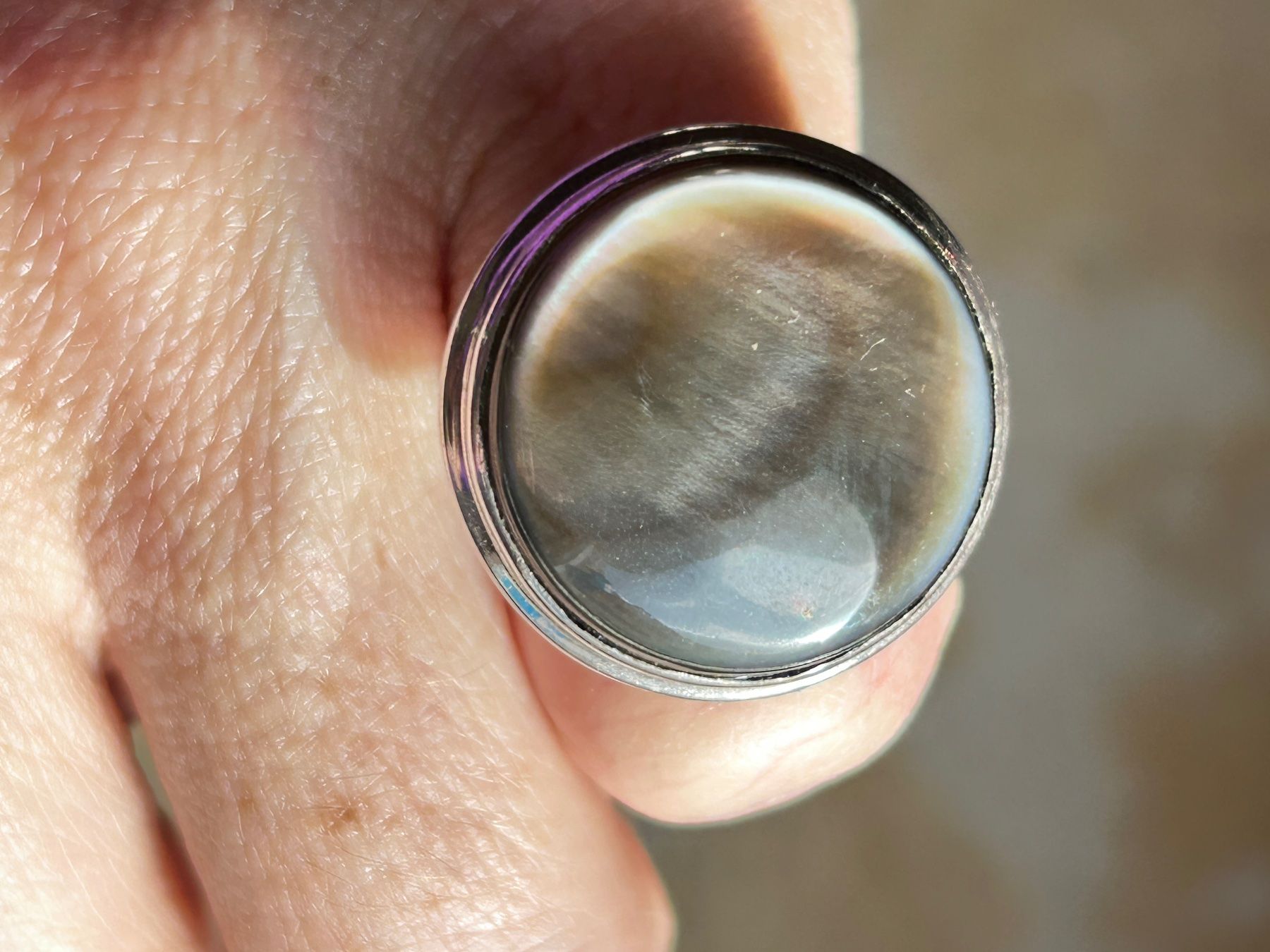 Anelli: Silberring mit schimmerndem Stein, neuwertig, Grösse 47 – Usato da Dittingen venduto da Bijoubelle 4