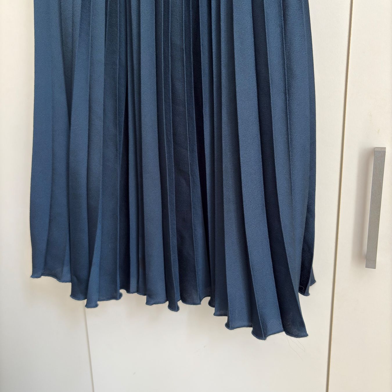 Zara Gonne: Jupe bleu foncé Zara S – Usato da Moudon venduto da TigerrrEye 1