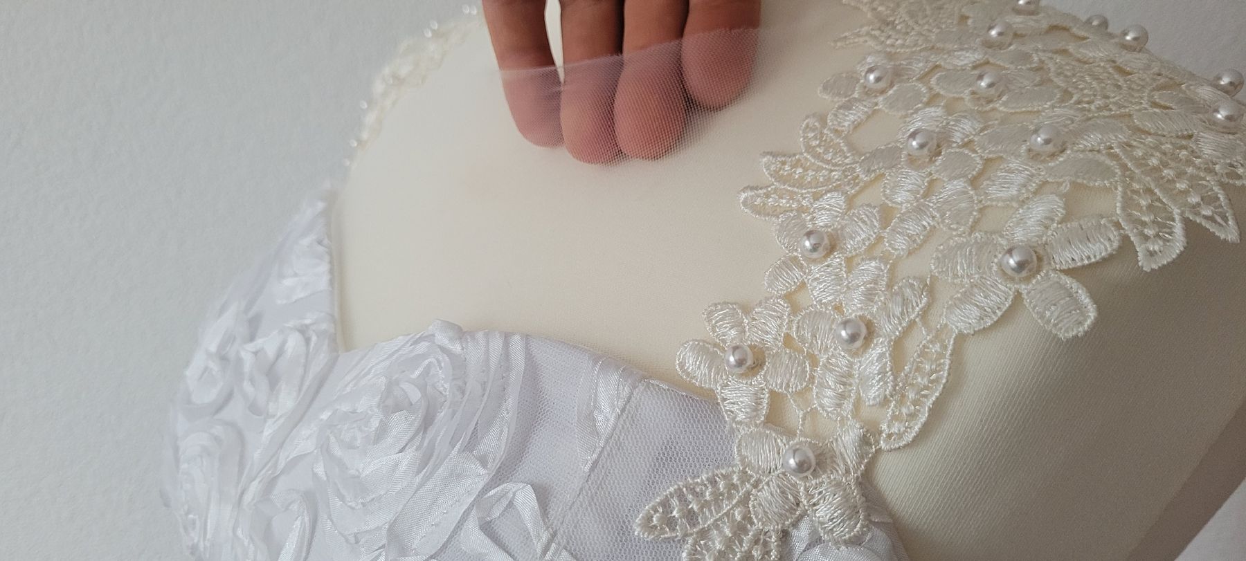 Robes: traumhaft schönes Brautkleid – D'occasion à Herisau par Yyyoga 6