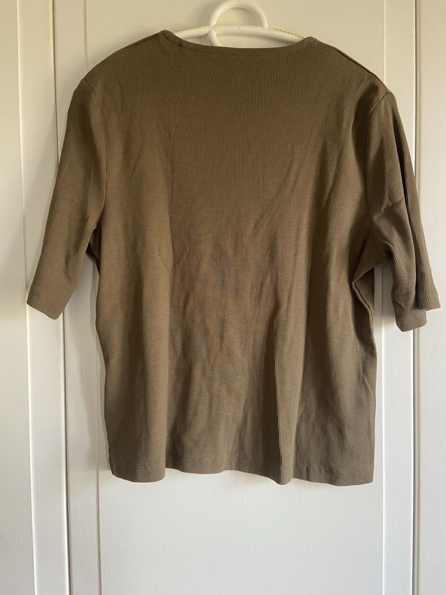 C&A T-shirt: T-shirt – Nuovo (secondo la descrizione) da Berlens venduto da aye_lf66 1