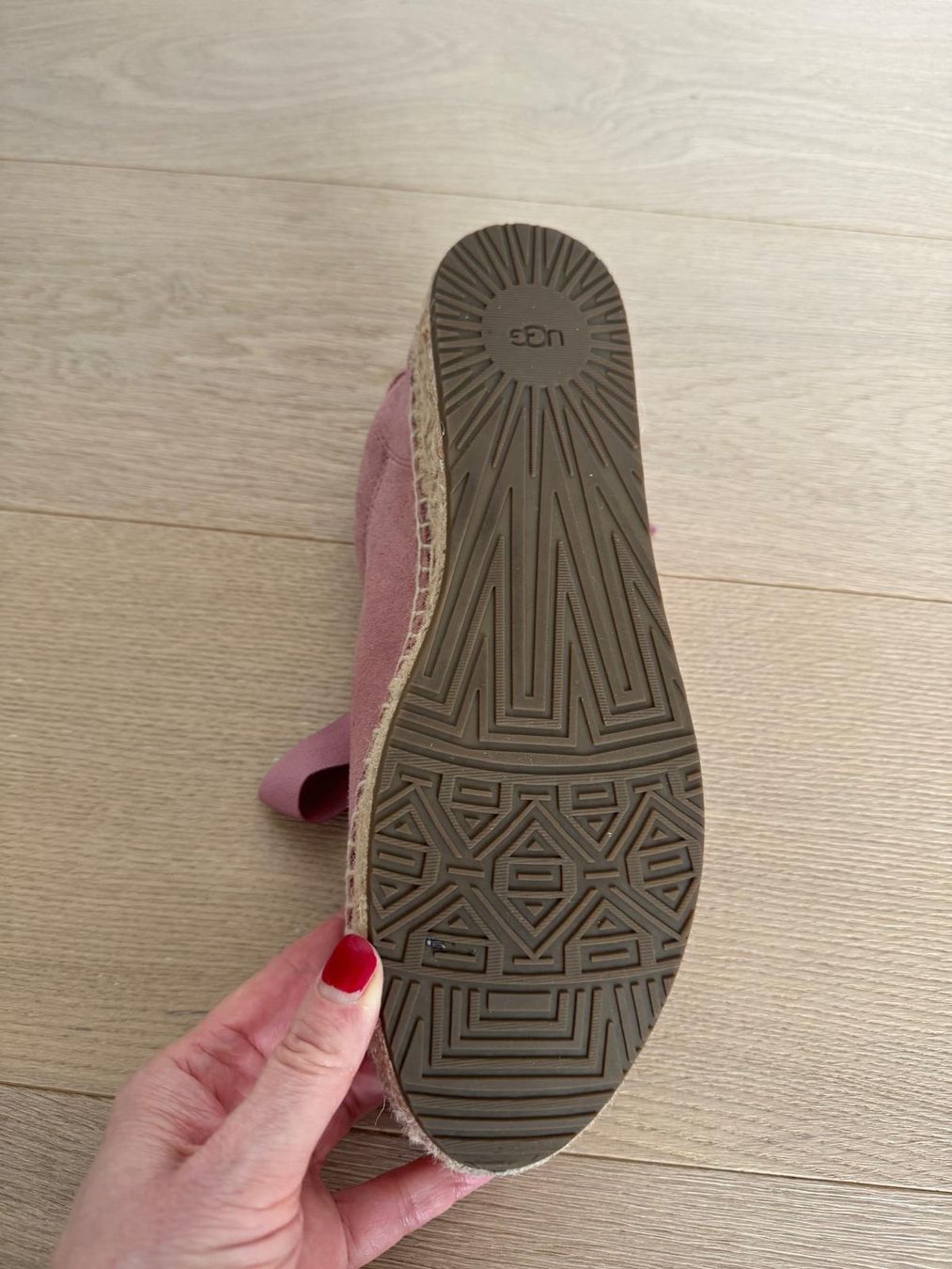 Ugg Scarpe da donna: Stiefeletten mit Schleife – Usato da Zollikon venduto da gab_v26c 2
