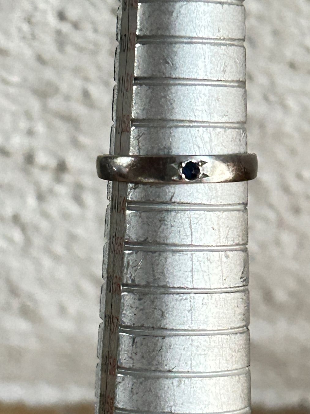 Anelli: Schlichter Silberring mit blauem Stein ( Gr 53) – Usato da Laufen venduto da Bellebellezza 5