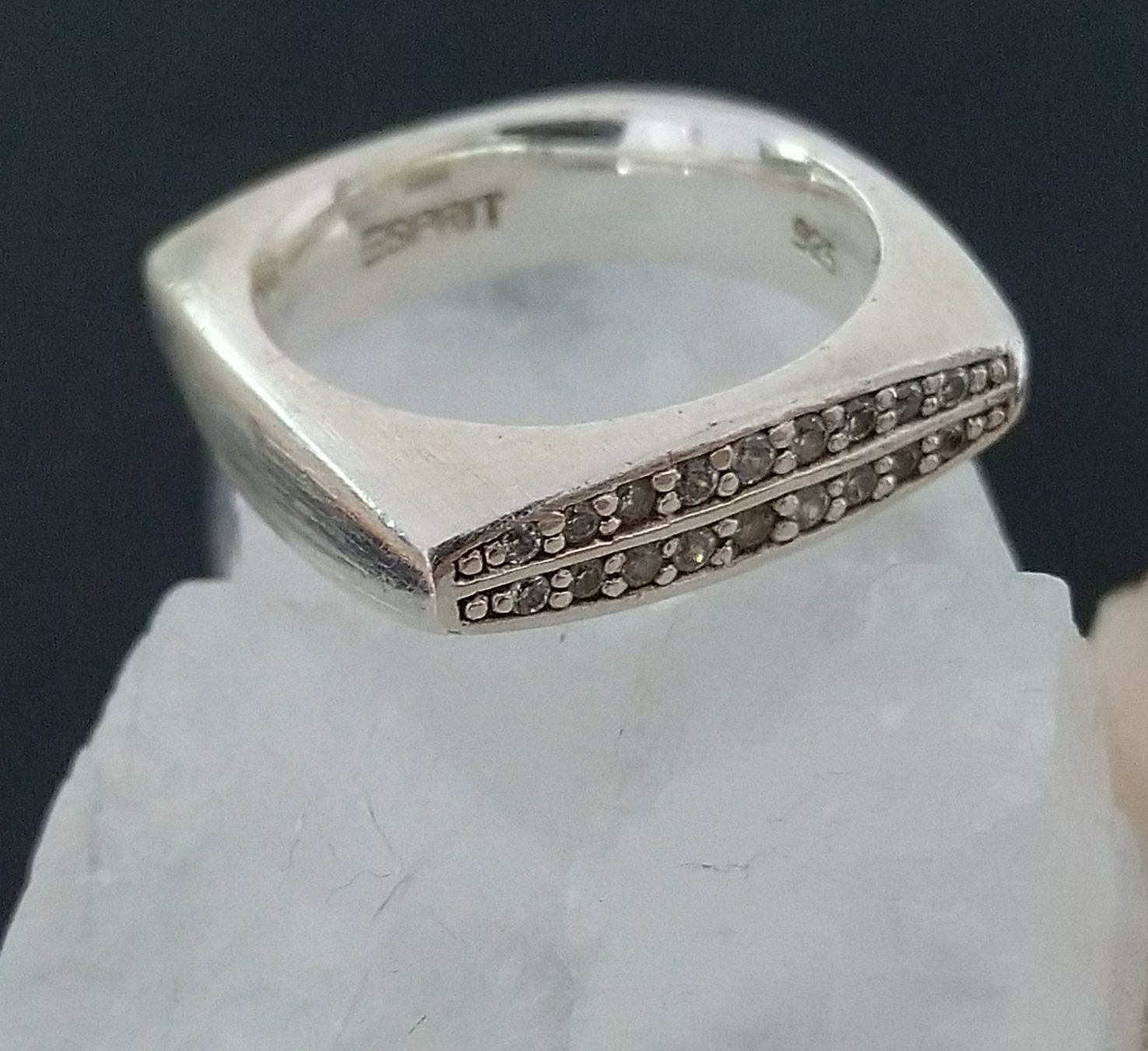 Anelli: ESPRIT RING MIT ZIRKONIA IN 925 SILBER – Usato da Romanshorn venduto da BoutiqueA 4