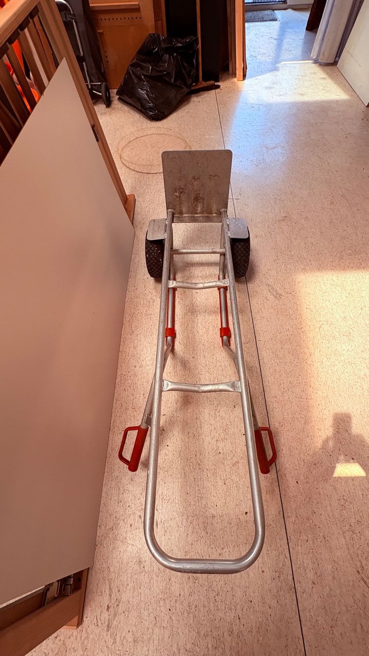 Koffer & Taschen: Transportkarre Sackkarre Trolley – Gebraucht aus Altdorf UR von zar_fcd6 1