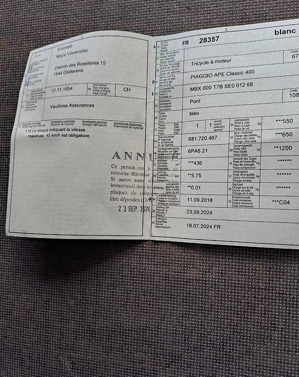 A tre ruote: Piaggio Ape 400 Classic Diesel  – Usato da Muttenz venduto da GLVS80 3