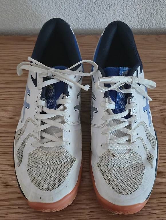 Chaussures hommes: Asics Blade FF Hallenschuhe 42,5 – D'occasion à Basel par SwissVault 2