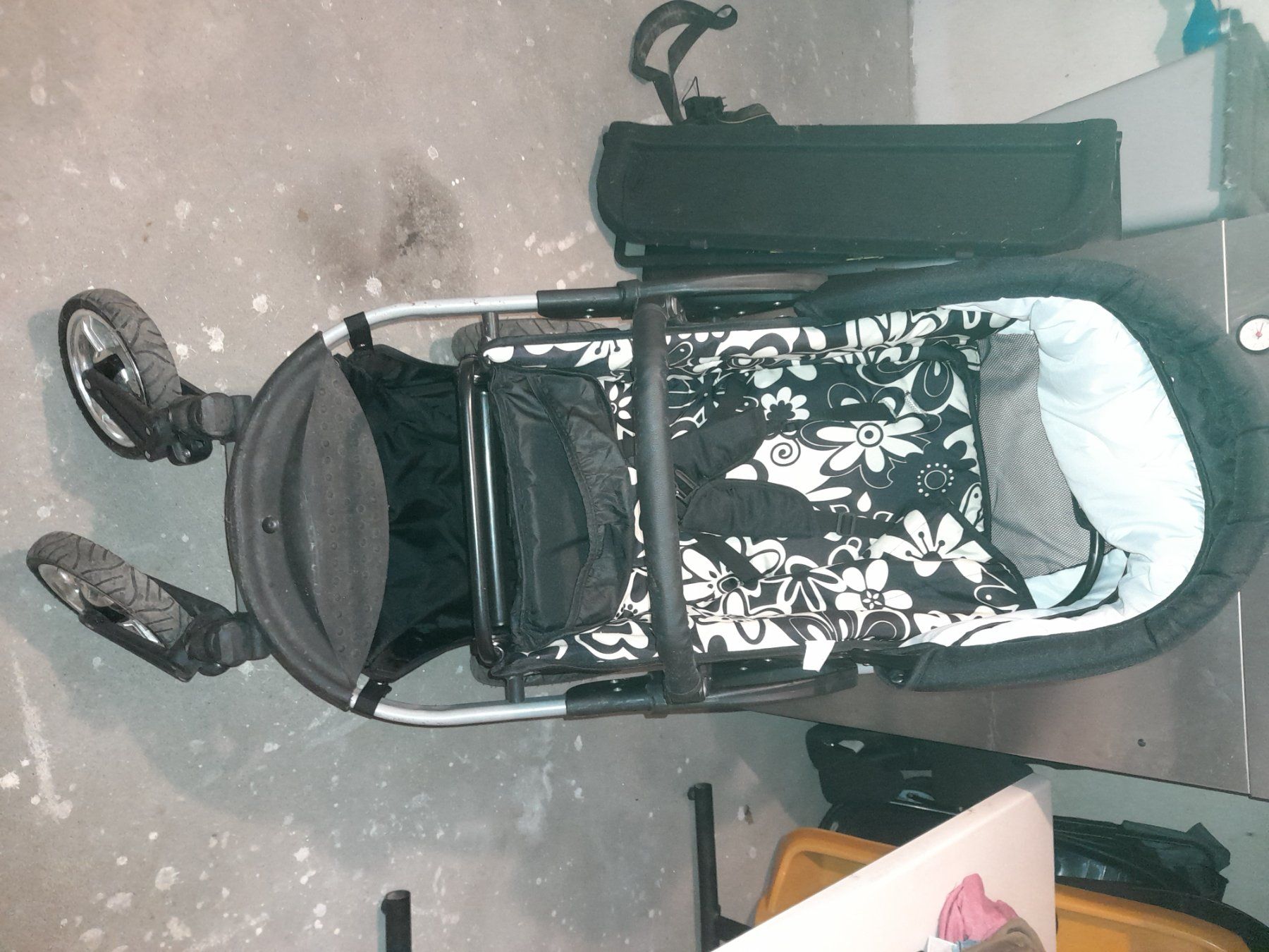 Carrozzine: Kinderwagen – Usato da altbüron venduto da verena86 1
