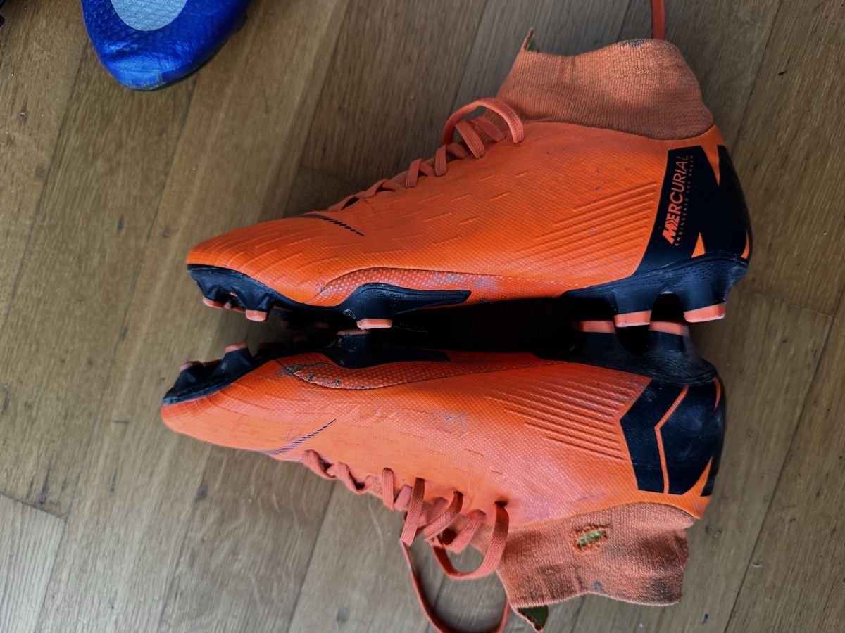 Nike Scarpe da uomo: 40.5 Nike Mercurial – Usato da Nyon venduto da sam_qv6f 2