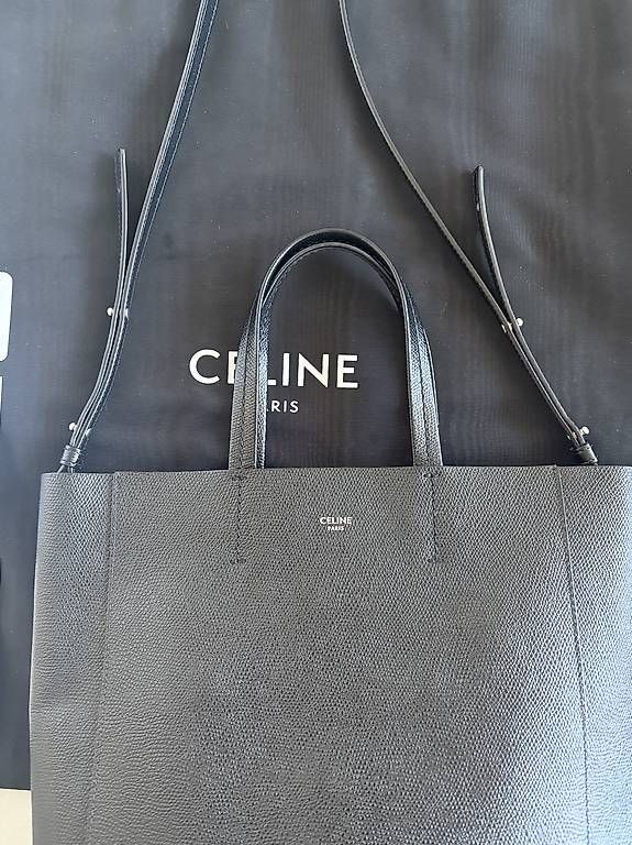 Celine Borse da donna: Celine Céline small vertical cabas tasche neu phoebe philo – Usato da Zürich venduto da ann_wm9j 3