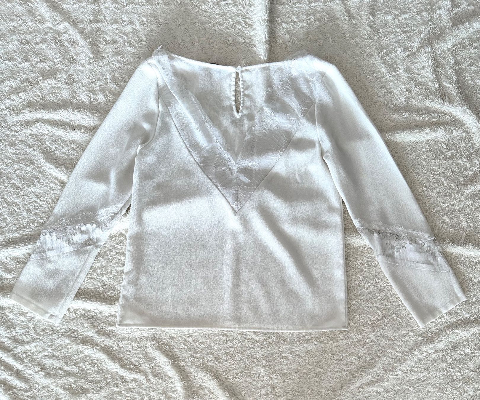 Max Mara Camicette: Max Mara Bluse cremeweiss mit Spitzendetails, Gr. S – Usato da Emmenbrücke venduto da little.treasures 3