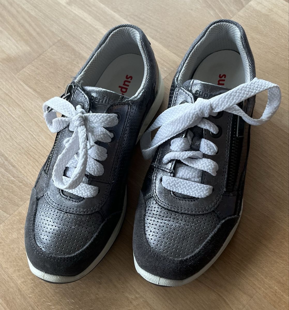 Superfit Scarpe per ragazze: Superfit Sneaker, Gr. 34 – Usato da Merlischachen venduto da alpeva