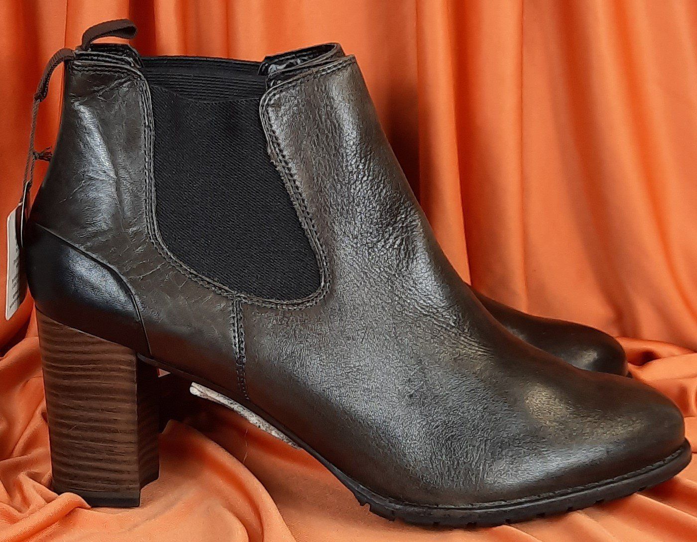 Tamaris Scarpe da donna: TAMARIS Echt Leder Chelseaboot Gr. 41 – Nuovo (secondo la descrizione) da Seuzach venduto da VT-Collections2 2
