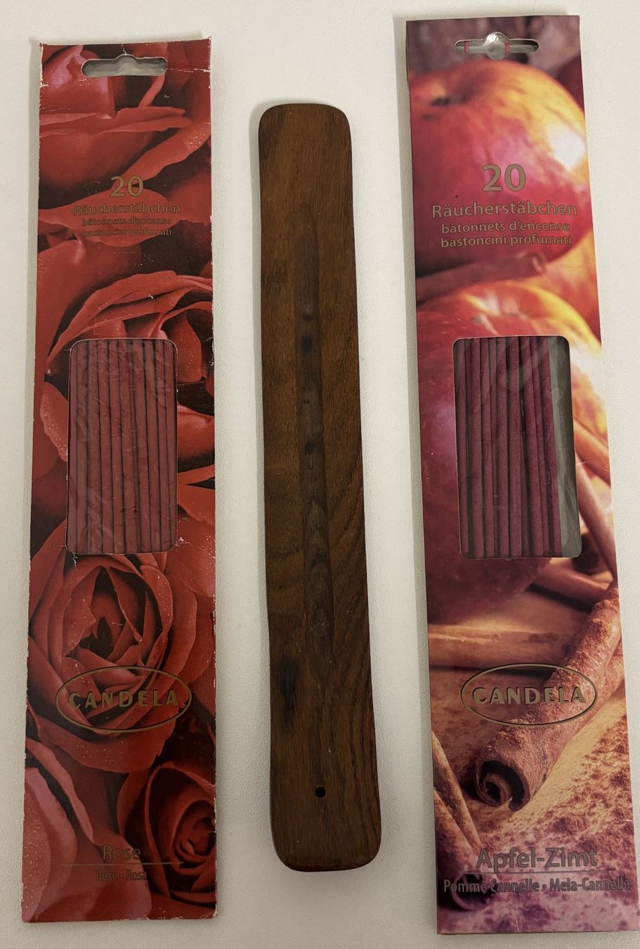 Candele: 40 Räucherstäbchen mit Holzhalterung – Usato da Buchs AG venduto da SellAndBuyX