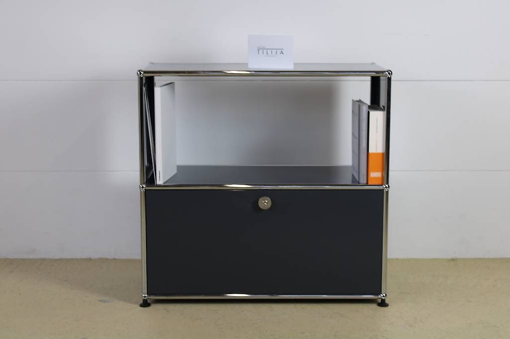 USM Regale: USM Sideboard Anthrazitgrau (Nr.3), neuwertig! – Gebraucht aus Meinisberg von atelier_TILIJA 1