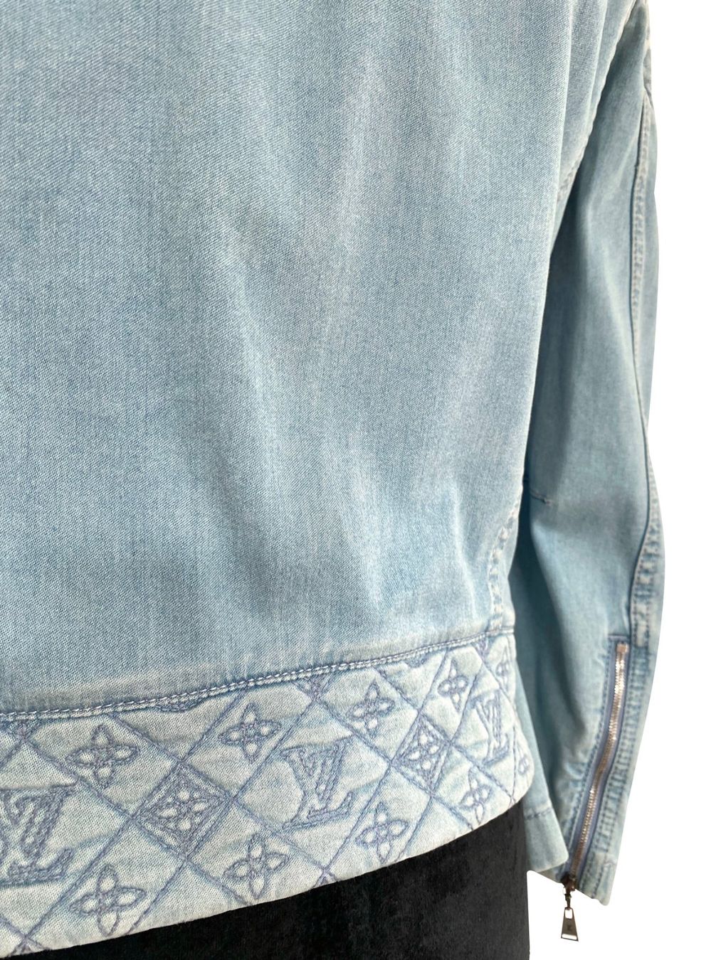 Jacken: Louis Vuitton LV Monogramm Jeansjacke Jacke – Gebraucht aus Kriens von hannaandkiko 6