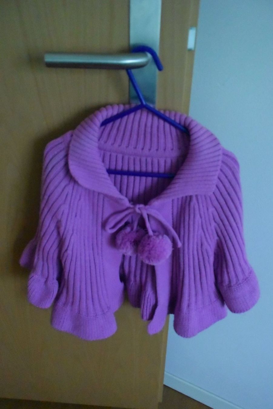 Jacken & Mäntel: Neuwertiger Strick-Poncho, Gr. 98-104 – Gebraucht aus Densbüren von TutaLarsen 1