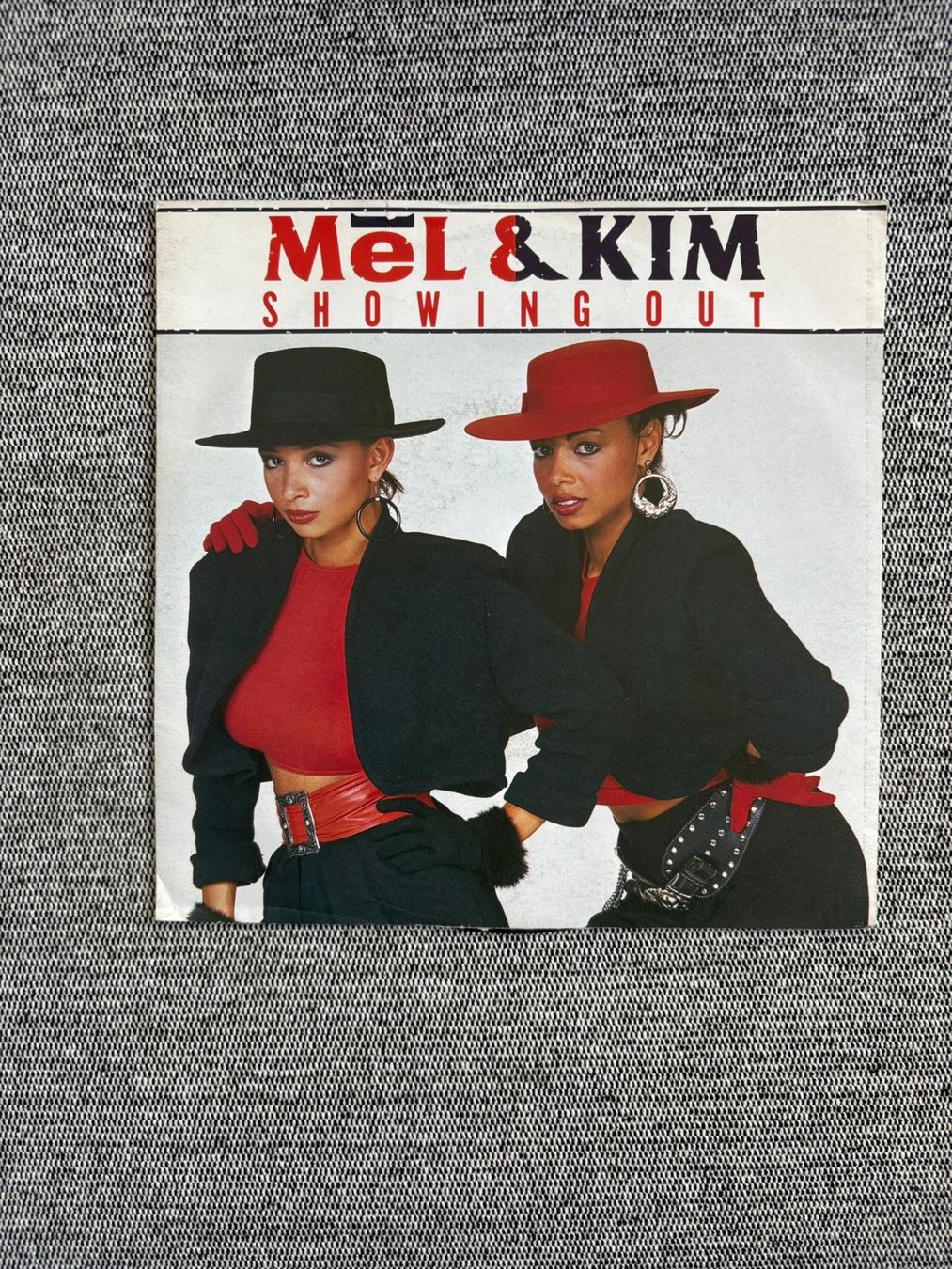 Dischi in vinile: Mel & Kim - Showing Out – Usato da Zofingen venduto da Bigron