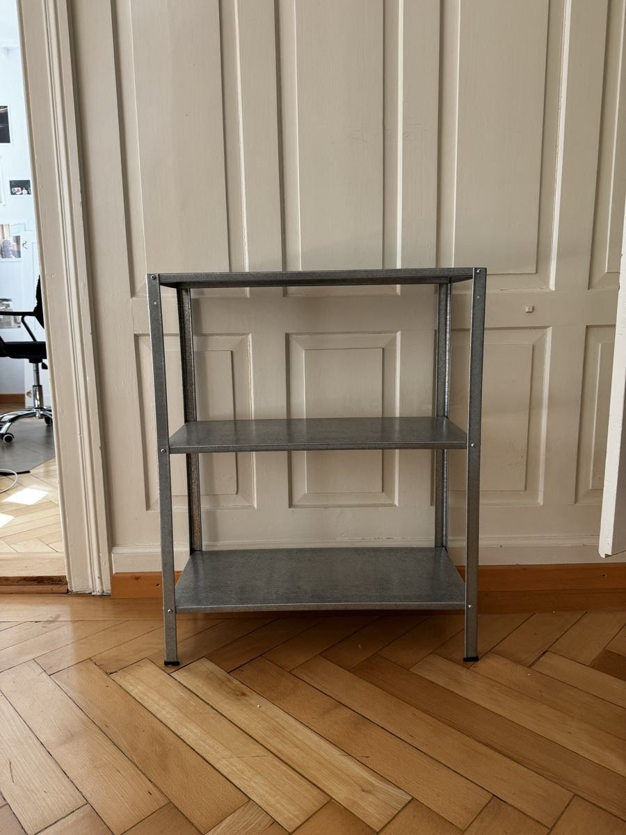 Scaffali: 2x Hyliss Ikea – Nuovo (secondo la descrizione) da St. Gallen venduto da nicolajesteban 1