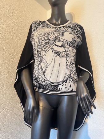 Elegante Strickpullove mit Poncho Schwarz Weiss Gr M L