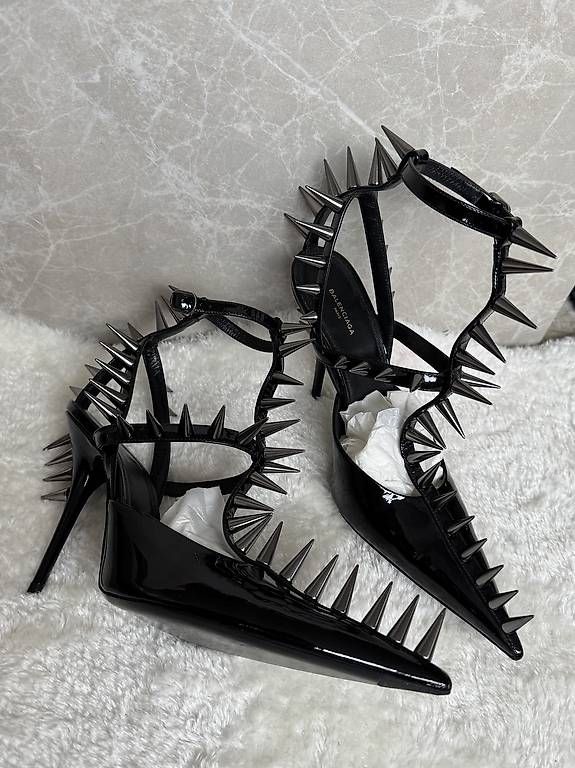 Balenciaga Scarpe da donna: Balenciaga highheels – Usato da Zug venduto da dadadel 1