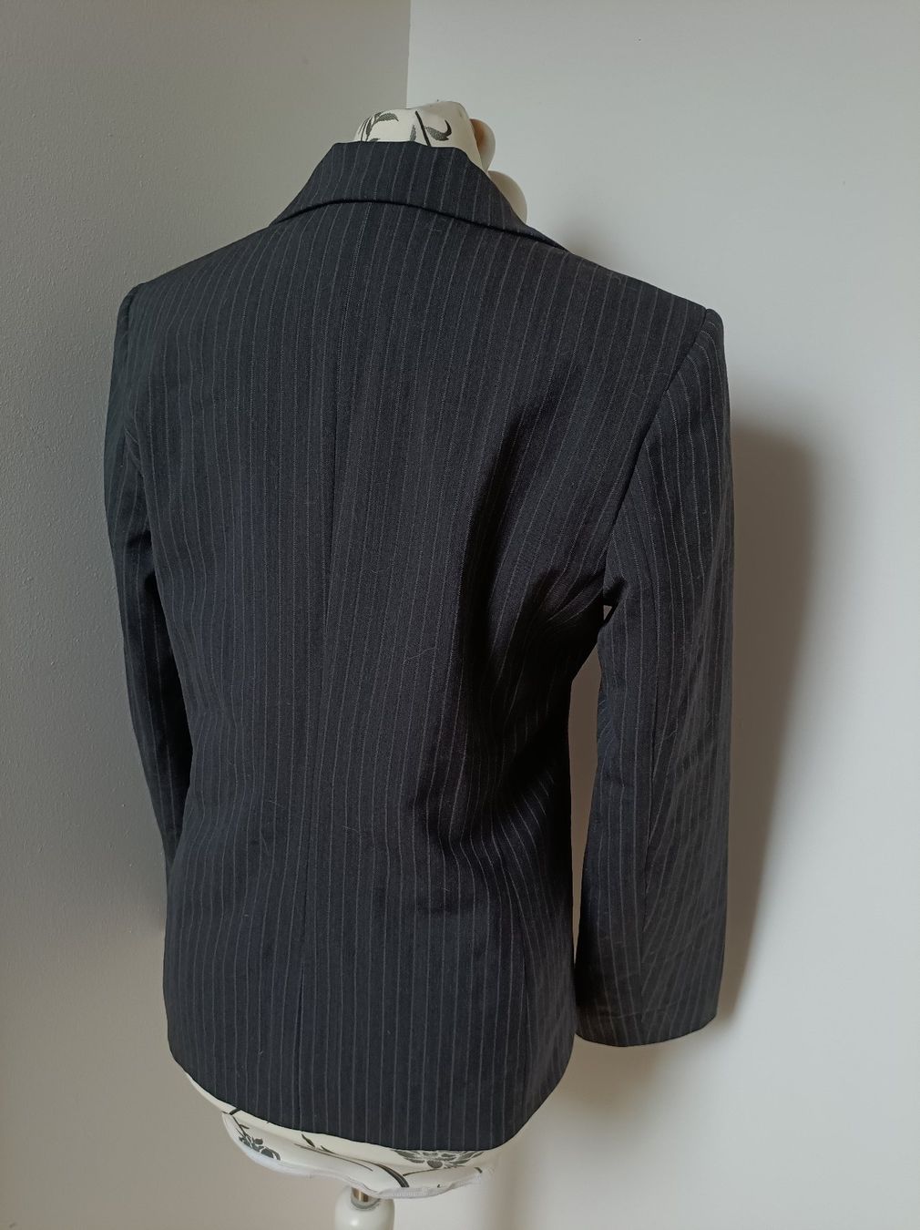 Giacche: Leichter Blazer von "Dimension" mit Nadelstreifen – Usato da Peccia venduto da LillyMarie98 5