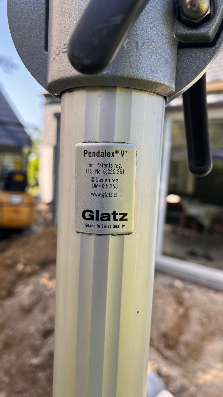 Glatz Ombrelloni: Glatz Pendalex V+ Sonnenschirm rechteckig – Usato da Pfeffingen venduto da Gascard 2
