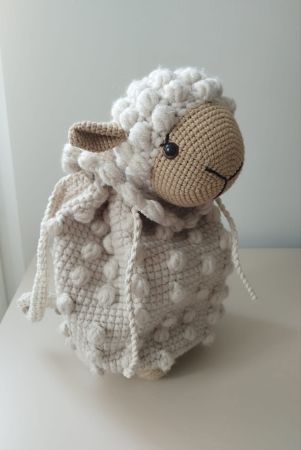 Sac à dos mouton en crochet, fait main, unique!