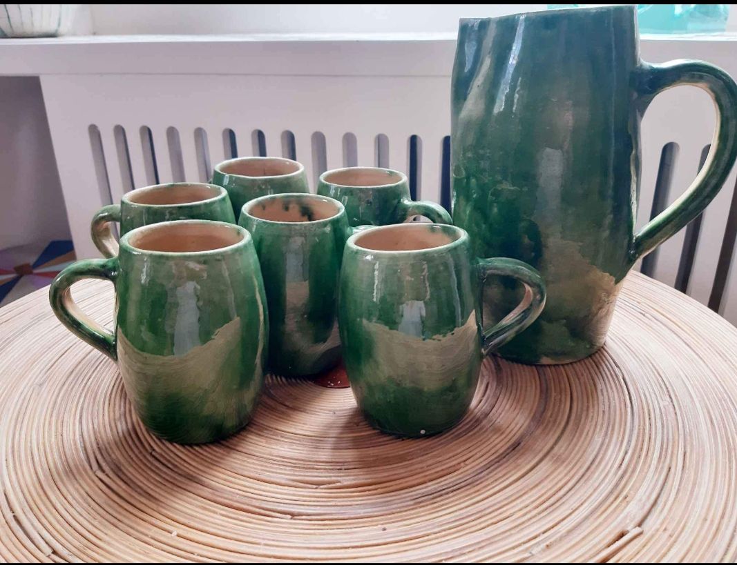 Tassen: Set brocca e 6 tazze ceramica verde – Gebraucht aus Castagnola von sadeco