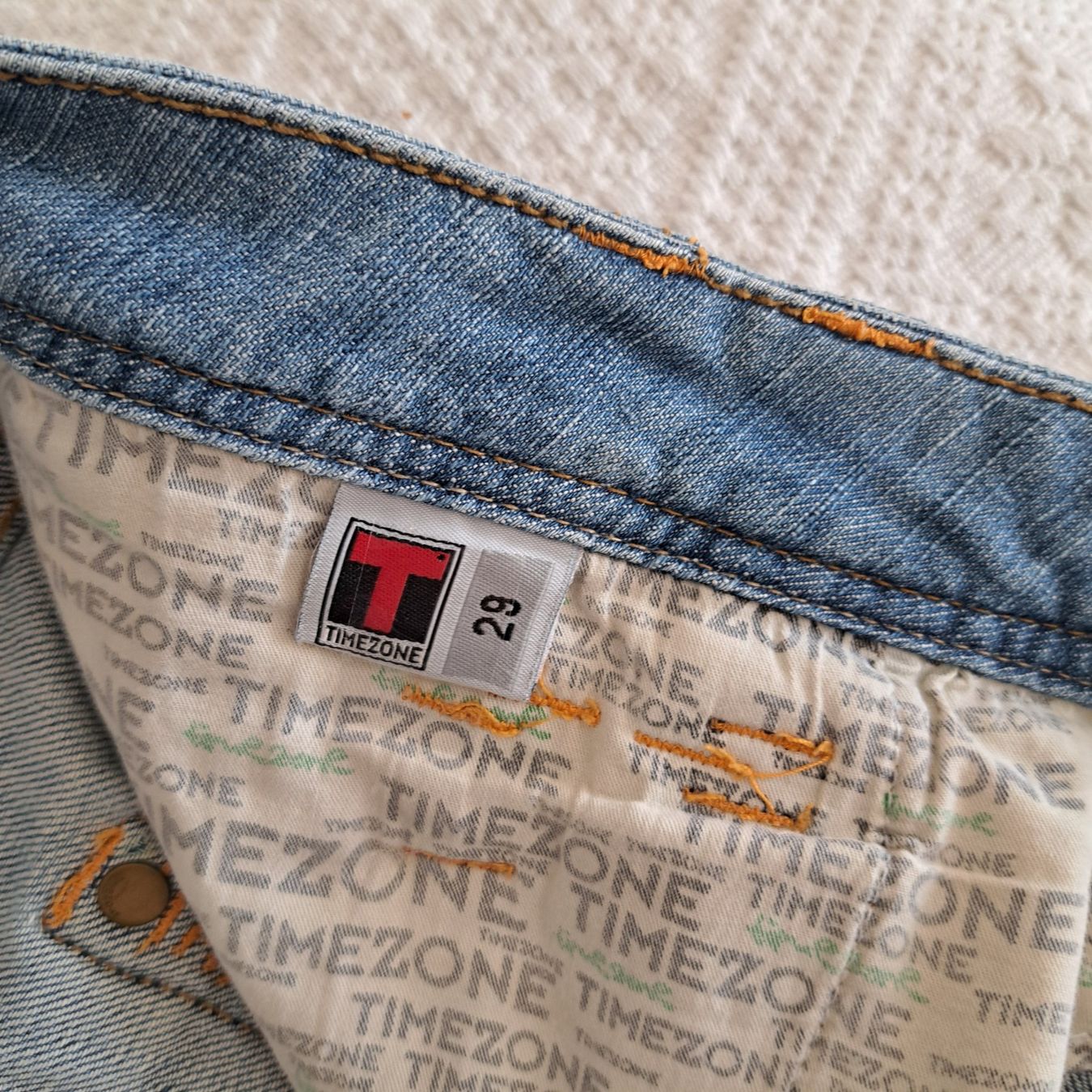 Pantaloni: Damen Shorts von TIMEZONE – Usato da Grüningen venduto da Tappio 3