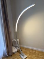 Stehlampe gebogen 