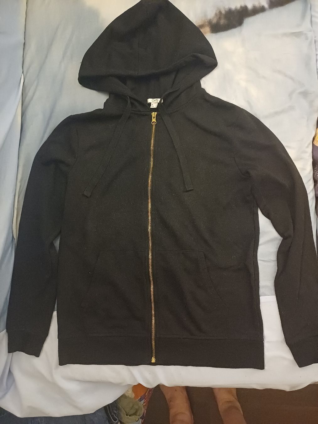 Maglioni & Felpe: Black hoodie – Usato da Dietikon venduto da Francesca_Pk