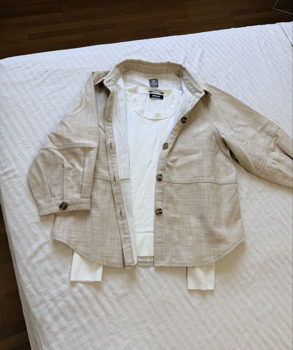 Manor Kleiderpakete: MANOR Jacke und Pullover Grösse S – Neu (gemäss Beschreibung) aus Bonstetten von AngelaF23 2