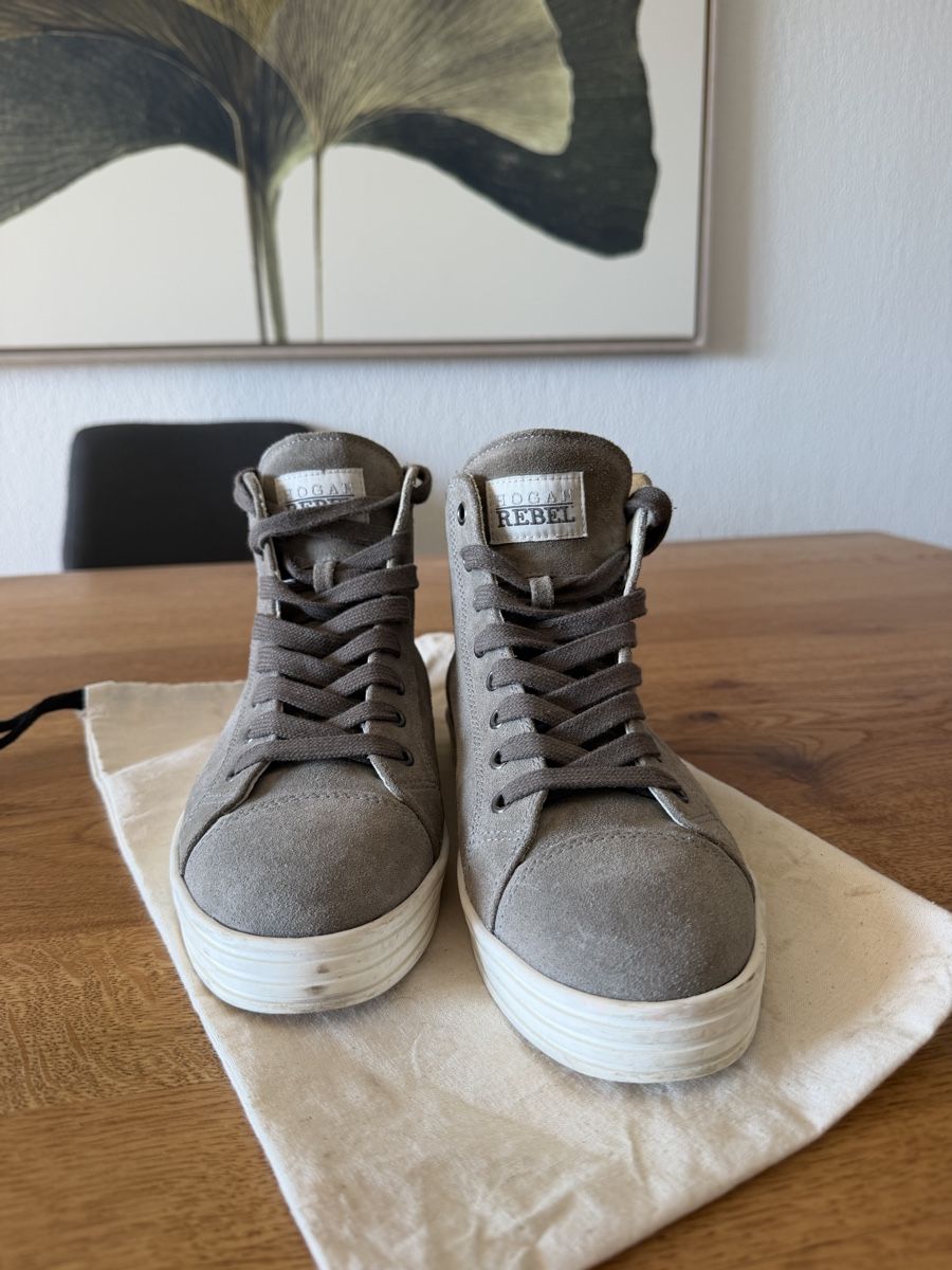 Hogan Scarpe da donna: Hogan Rebel grey suede high top trainers – Nuovo (secondo la descrizione) da Jona venduto da Dearr 2
