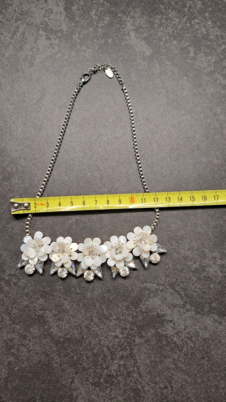 Catenine: Modeschmuck Blumen weiss – Nuovo (secondo la descrizione) da Winterthur venduto da Dream_of 1